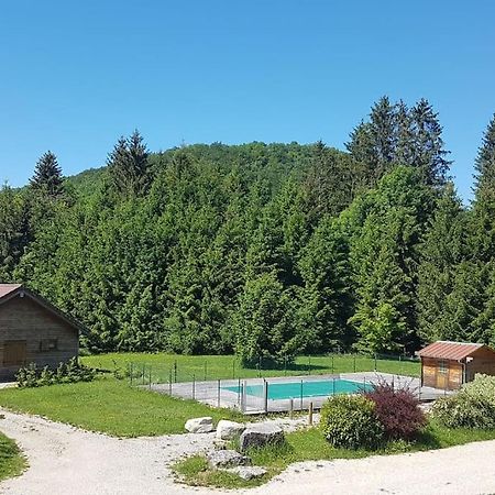 Ney Gite Jura Mina Chalet Au Milieu De La Natureヴィラ エクステリア 写真