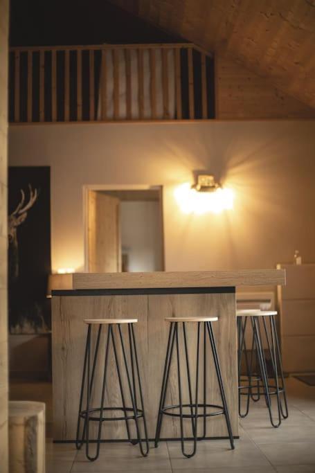 Ney Gite Jura Mina Chalet Au Milieu De La Natureヴィラ エクステリア 写真